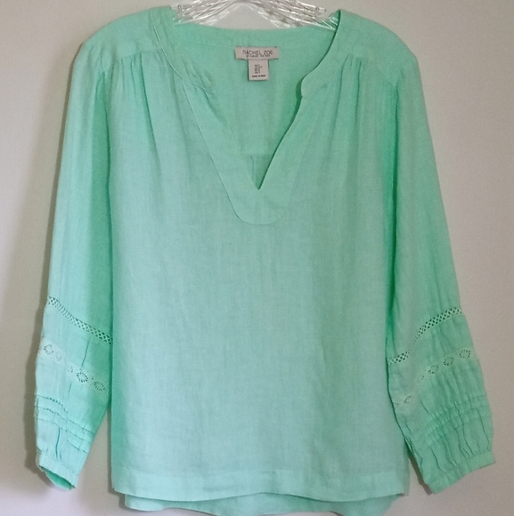Rachel Zoe Tops - Rachel Zoe Pistachio vneck linen top with crochet lace detail women size small